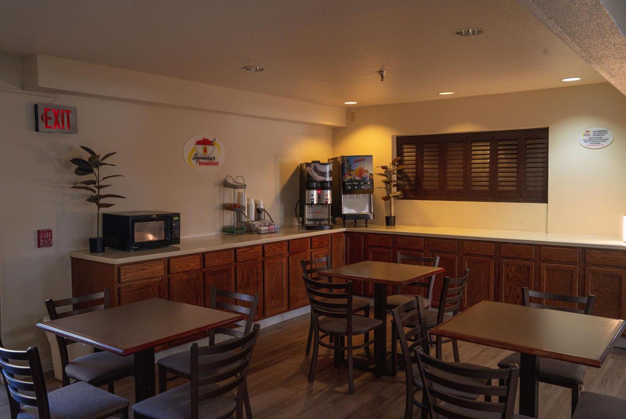 Super 8 By Wyndham Yuma Hotel Luaran gambar