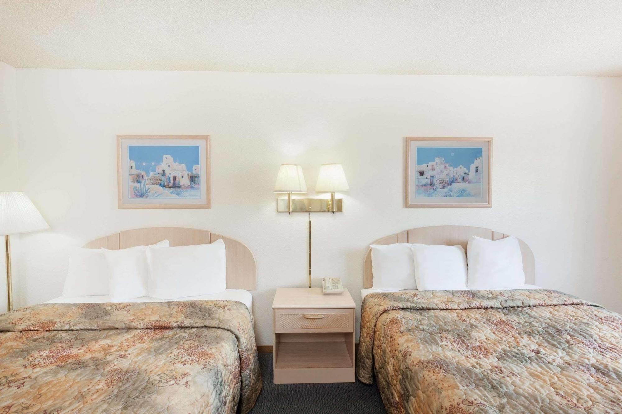 Super 8 By Wyndham Yuma Hotel Luaran gambar